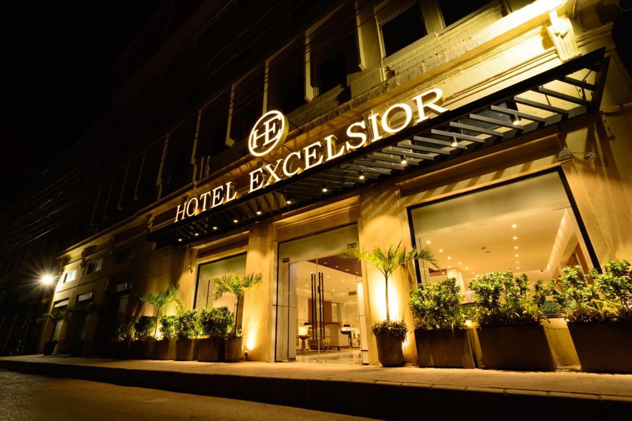Hotel Excelsior Karachi Exterior foto